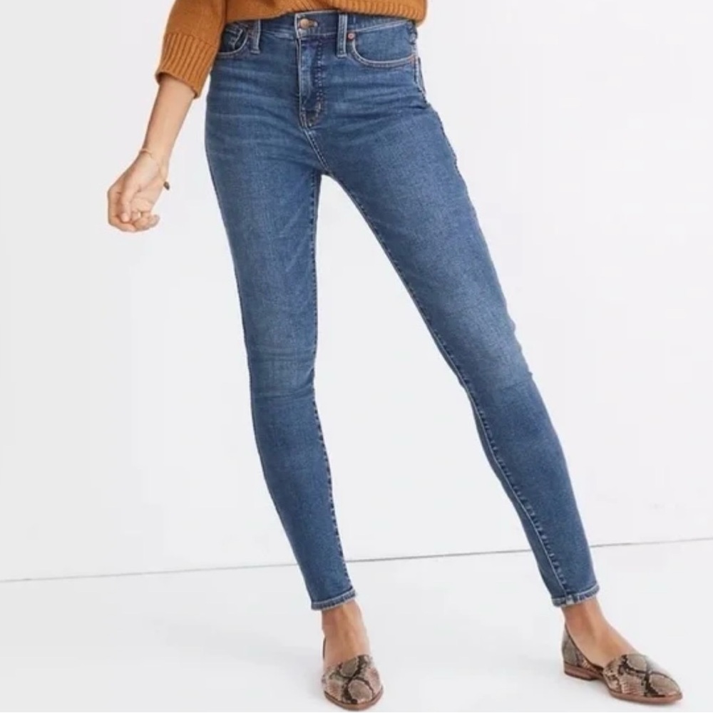 Madewell Women's Skinny Jeans in Classic Blue | 10 inch high rise | Size 29T